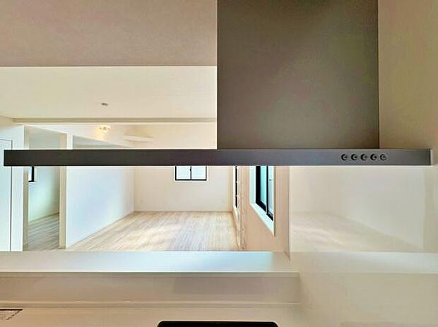 大きなレンジフード