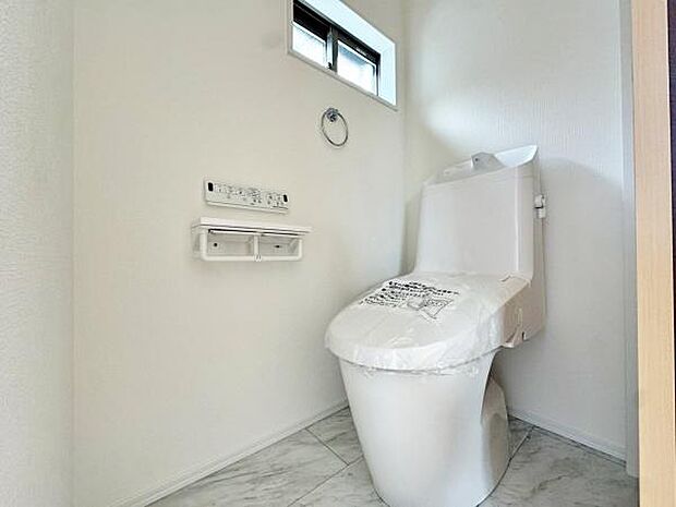 清潔感と快適さと心地よさ♪毎日使うトイレだから心地よい空間に保ちたい。もちろんウォシュレット完備。