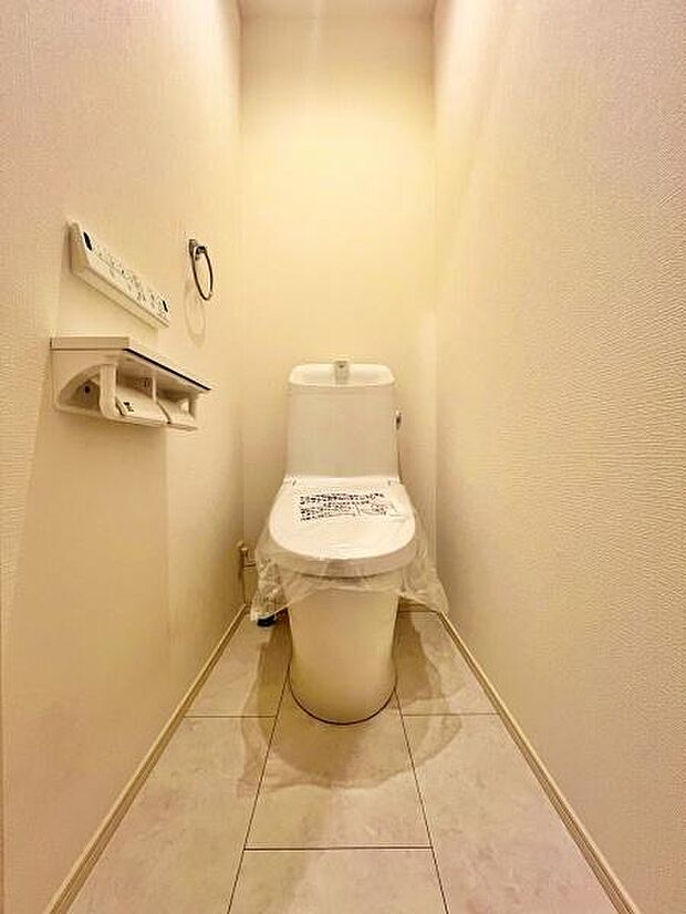 清潔感と快適さと心地よさ♪毎日使うトイレだから心地よい空間に保ちたい。もちろんウォシュレット完備。