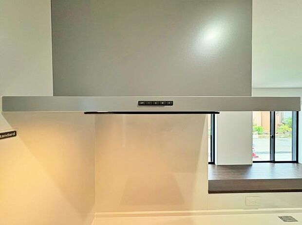 大きな換気扇付きです。