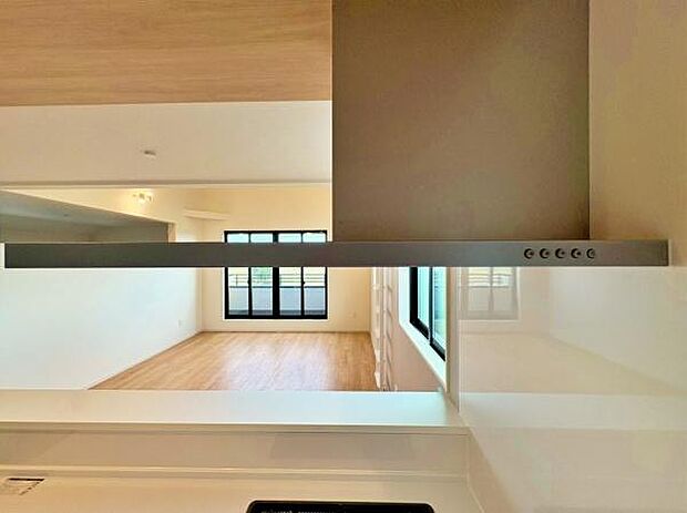 大きなレンジフード