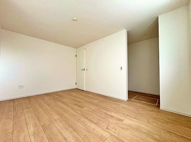 収納力もある洋室です。