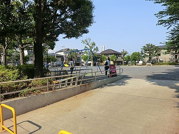 三春台公園まで288m