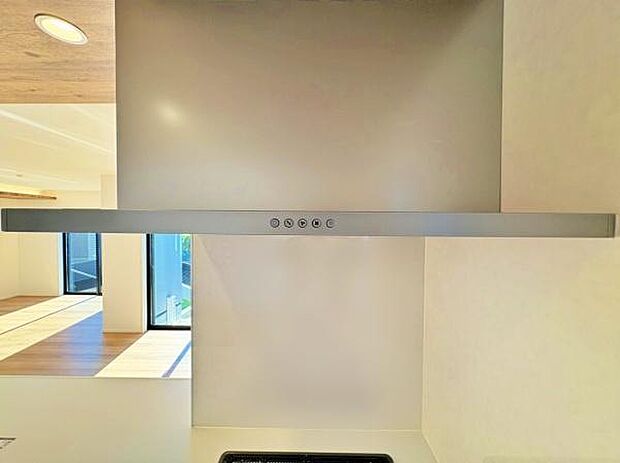 大きなレンジフード