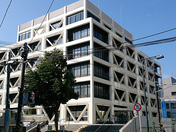 保土ケ谷区役所まで1327m、市内でおなじみの蕎麦屋「味奈登庵」が地階にあります