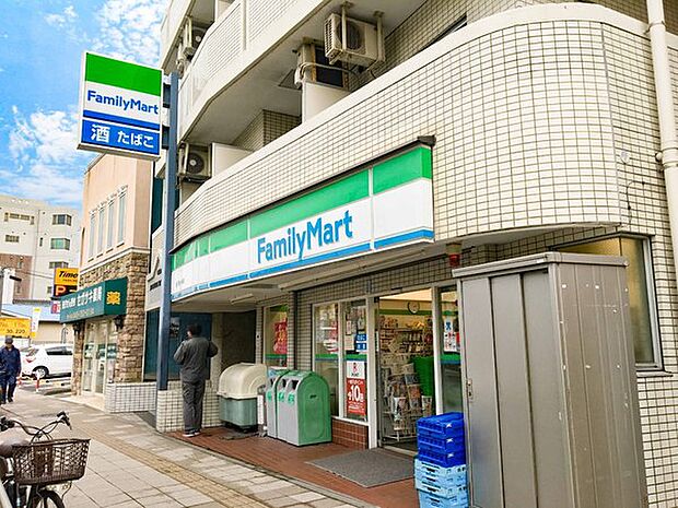 ファミリーマート 金沢瀬ケ崎店まで1972m