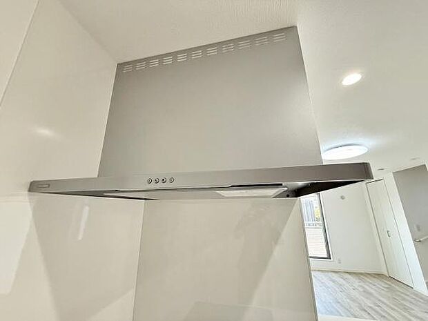 大きな換気扇付きです。