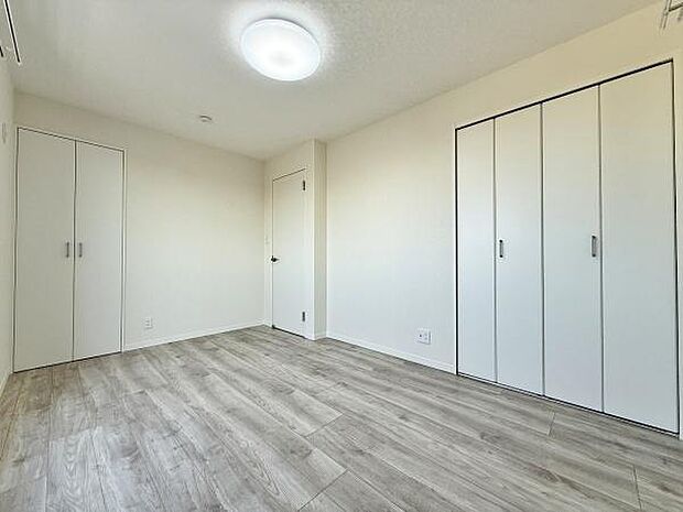 シンプルな洋室がやっぱり一番使いやすい。