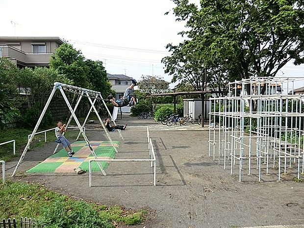 戸塚南第二公園まで2093m