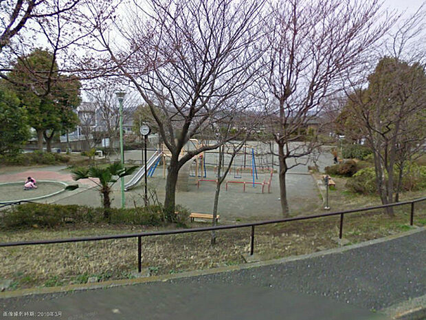 南川第二公園まで367m