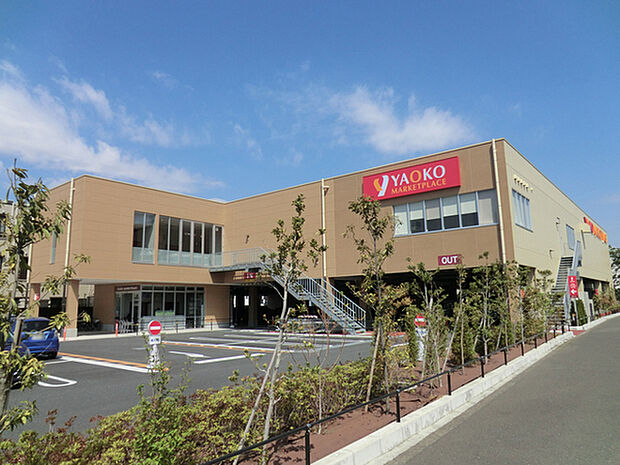 ヤオコー藤沢片瀬店まで766m