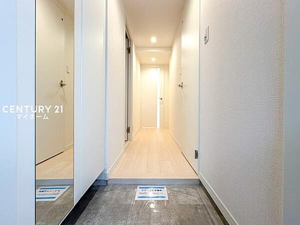 お掃除も手間いらず。スマートな動線で使い勝手の良い玄関です♪
