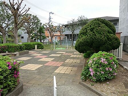 長尾台公園まで682m