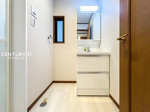 白を基調とした清潔感のある空間で、心地良い毎日を♪