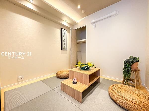 柔らかい畳の感触。あるとやっぱり落ち着きます♪