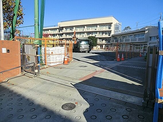 横浜市立市ヶ尾...