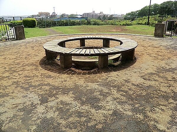 平戸みはらし公園まで619m