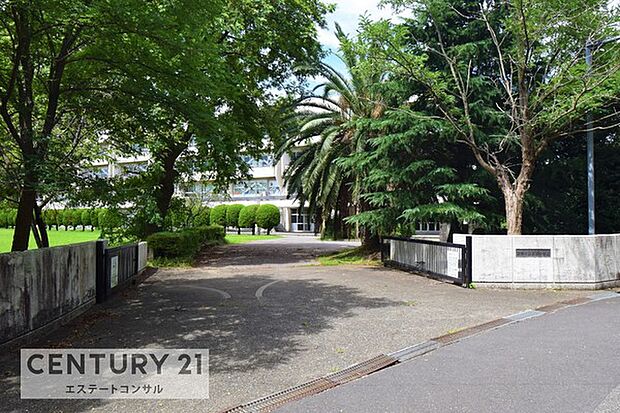 君津市立周西中学校まで2043m