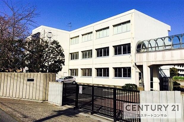 袖ケ浦市立蔵波小学校まで1181m