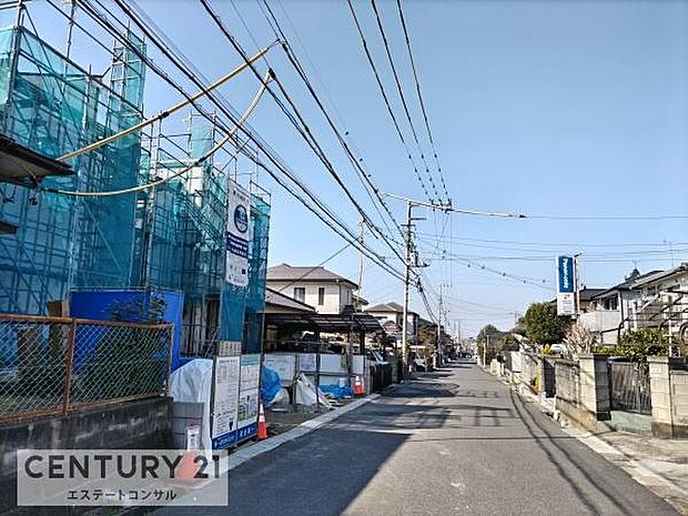 車通りの少ない静かな住環境です♪
