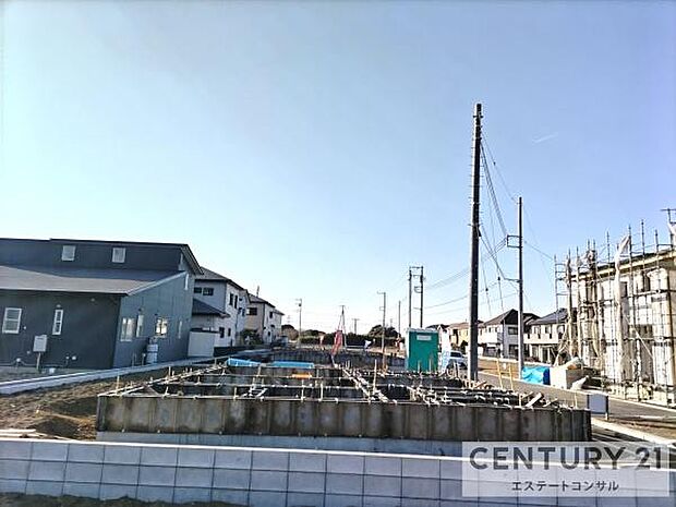 基礎工事中です