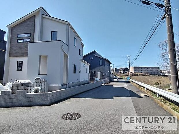 車通りの少ない静かな住環境です♪