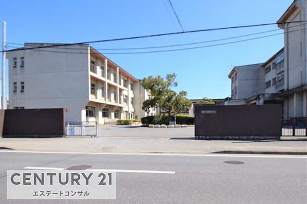 君津市立周西南中学校まで2678m