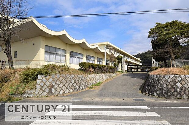 富津市立大貫小学校まで1521m