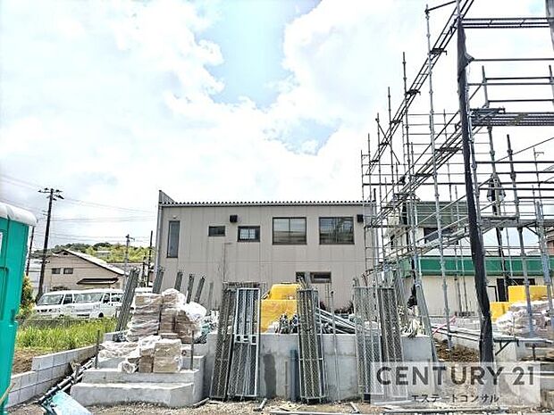 基礎工事中です