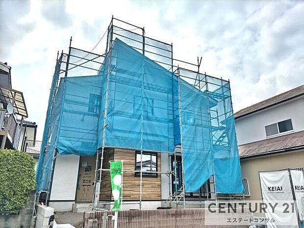 建築中です