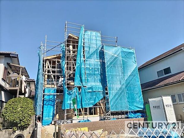 建築中です