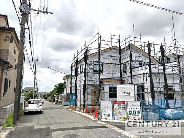 車通りの少ない静かな住環境です♪