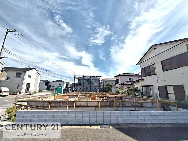 建築中です