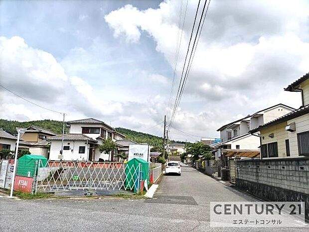 車通りの少ない静かな住環境です♪