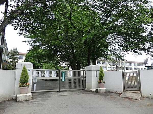 八王子市立第九小学校まで1200m