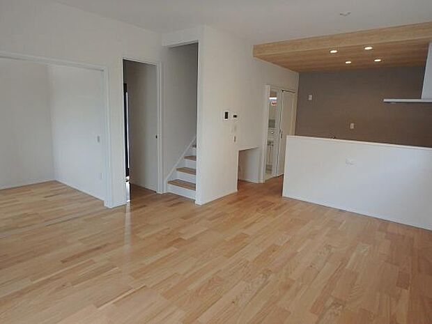 対面キッチンいつも家族の様子がわかります