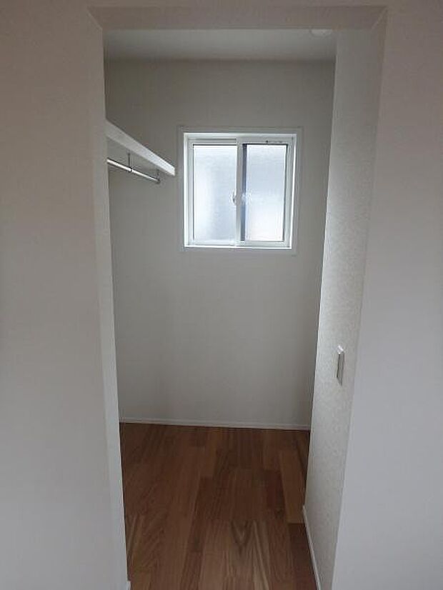 大容量のウォークインクローゼット!