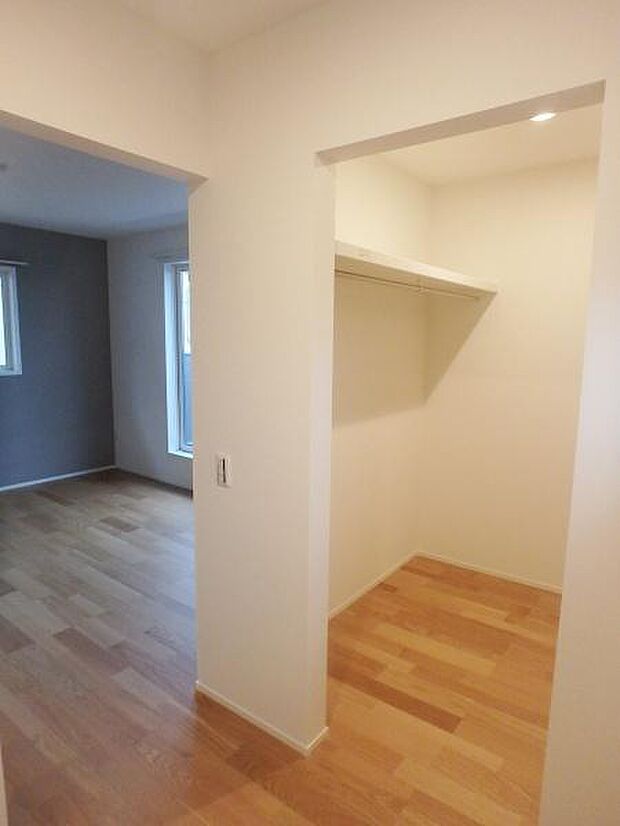 大容量のウォークインクローゼット！