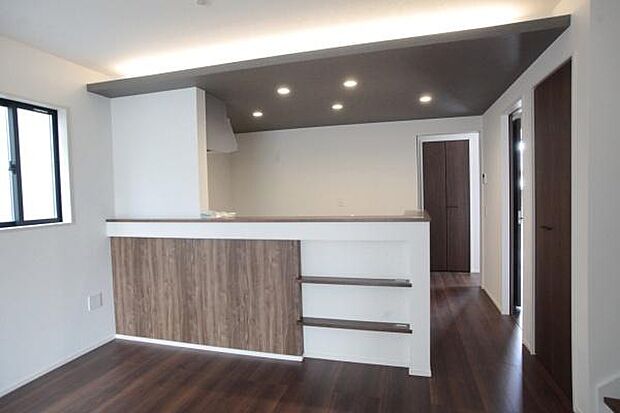 対面キッチンいつも家族の様子がわかります