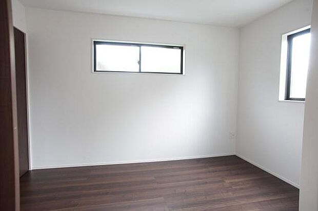 1階洋室!趣味の部屋などに!