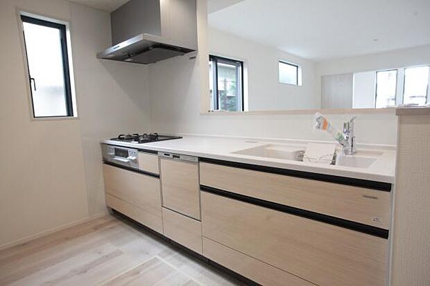 ゆとりあるキッチンで料理も楽しくなるはず