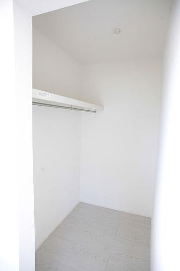 大容量のウォークインクローゼット！