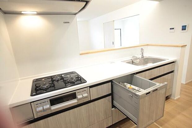 ゆとりあるキッチンで料理も楽しくなるはず