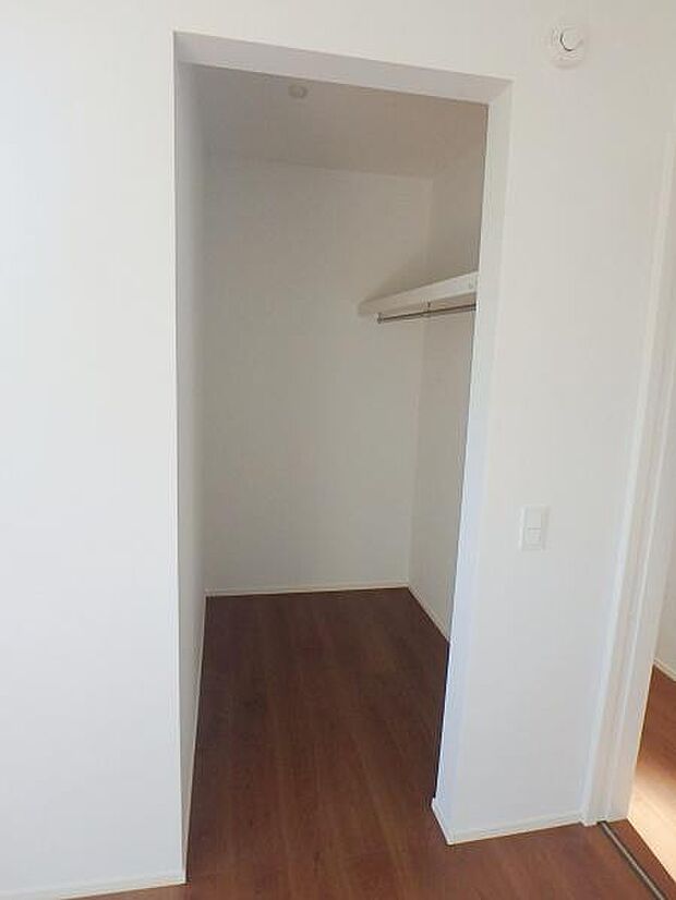 大容量のウォークインクローゼット！