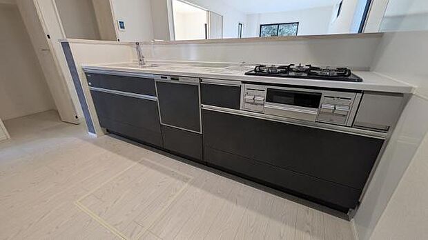 ゆとりあるキッチンで料理も楽しくなるはず