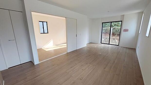 リビングを中心とした家族団らんのLDK