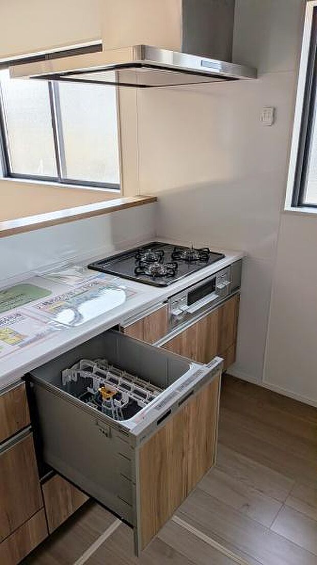 食器洗乾燥機付きで、家事の時間短縮！！