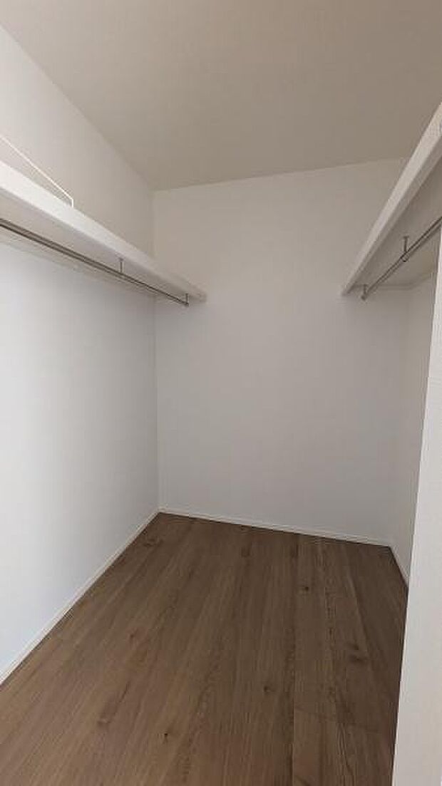 大容量のウォークインクローゼット！