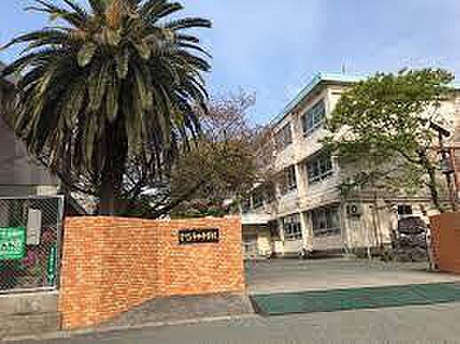 北九州市立沖田中学校まで983m