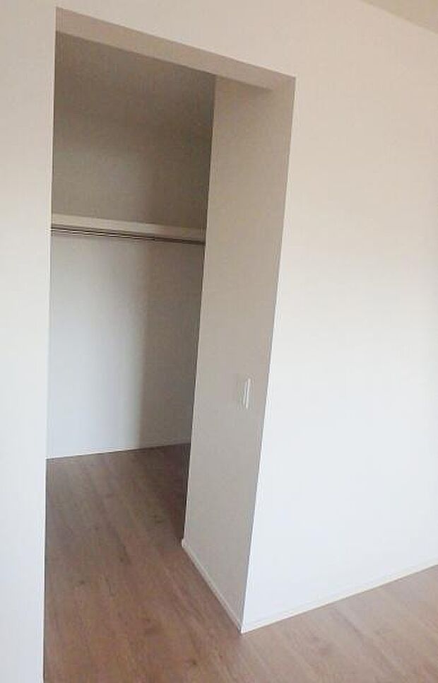 大容量のウォークインクローゼット!